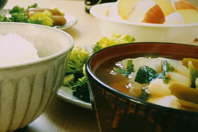 栄養バランスの整った和食のご飯