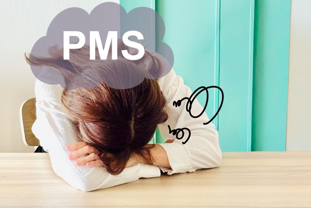 PMSで悩む女性